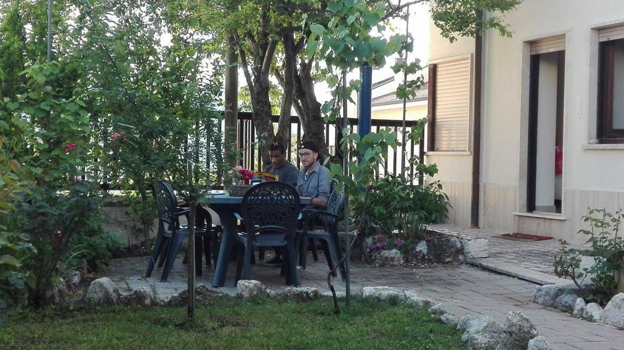Bed & Breakfast Da Charlie LʼAquila Exterior foto