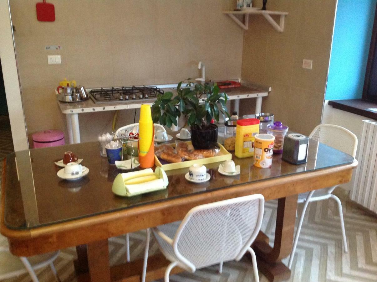 Bed & Breakfast Da Charlie LʼAquila Exterior foto